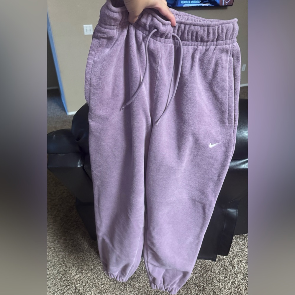 Nike Therma Fit Womens Pants